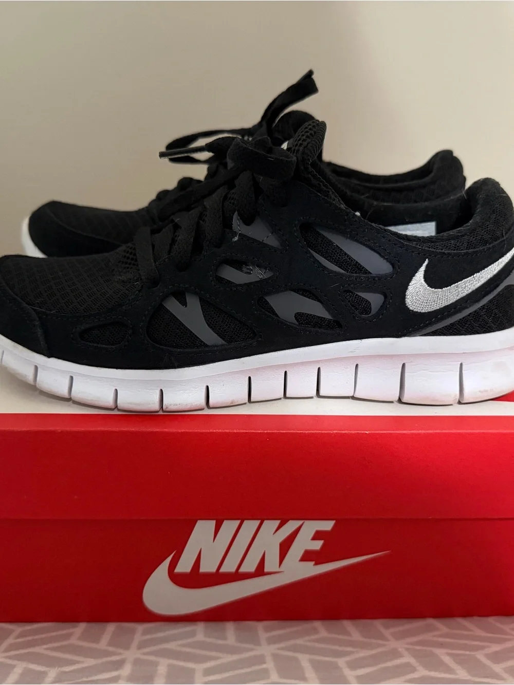 Women Black and White Athletic Sneakers